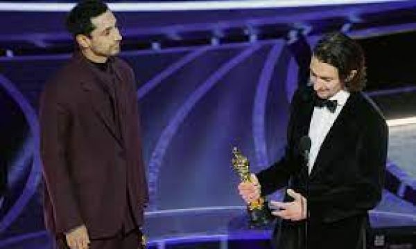 ऑस्कर 2022: रिज अहमद ने लघु फिल्म द लॉन्ग गुडबाय के लिए अपना पहला अकादमी पुरस्कार जीता