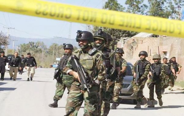 पाकिस्तानी सैन्य चौकी पर हमला, सुरक्षा बल के 5 सदस्यों की मौत