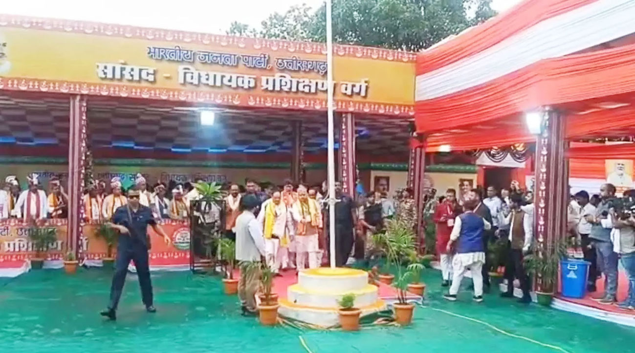 BJP के राष्ट्रीय अध्यक्ष जेपी नड्डा मैनपाट पहुंचे