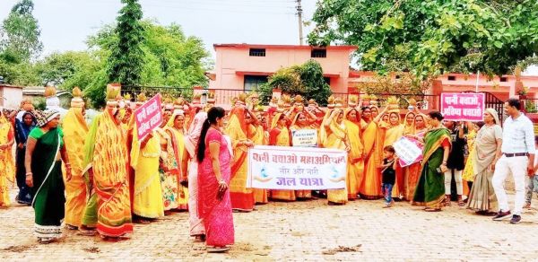 जल एवं पर्यावरण संरक्षण का संदेश देने ग्राम मनगटा, जोरातराई, मुड़ीपर में निकाली गई जलयात्रा