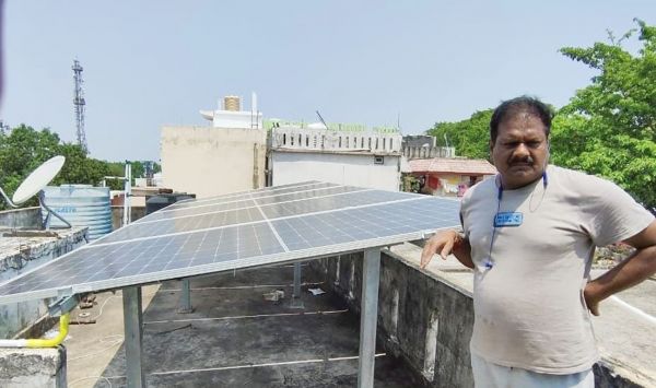 प्रधानमंत्री सूर्यघर मुफ्त बिजली योजना से श्रीनिवास वर्मा को मिली बड़ी राहत