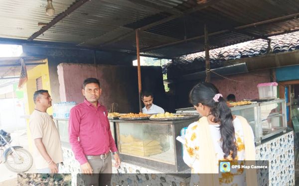बरसात में मिलावटी खाद्य सामग्री पर प्रशासन सख्त