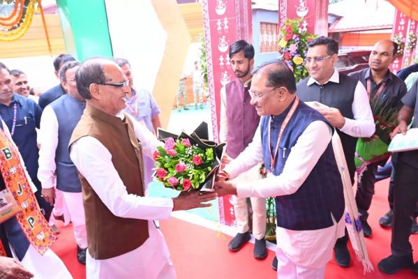 मैनपाट सीक्रेट मीटिंग, आज लोक व्यवहार और प्रबंधन पर दिया गया प्रशिक्षण