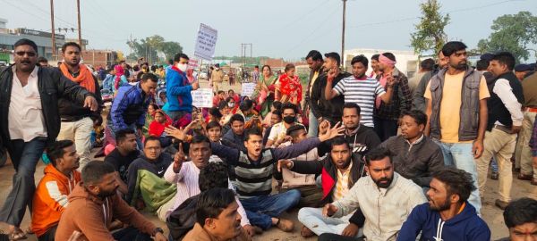   शराब दुकान का विरोध कर रहे लोगों पर एफआईआर दर्ज 