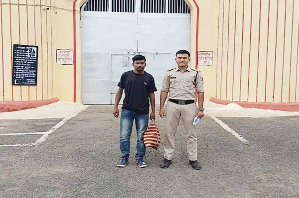 शादी का झांसा देकर नाबालिग से दुष्कर्म