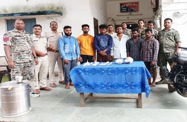 बलरामपुर जिले के शंकरगढ़ थाना क्षेत्र में गाय की हत्या