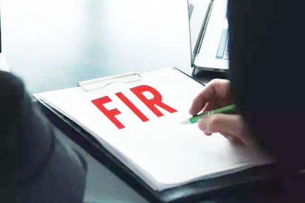 कांग्रेस पार्षद के खिलाफ FIR दर्ज, जानिए...क्या है पूरा मामला