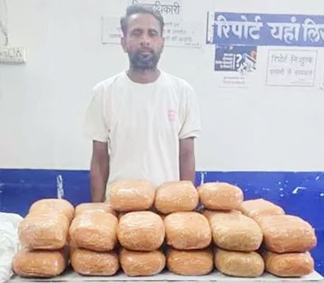 खरोरा में 4 लाख का गांजा जब्त, साईबर यूनिट और पुलिस ने मारी रेड