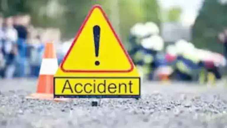 कचना धुर्वा मन्दिर समीप वाहन की ठोकर से बच्चा घायल 