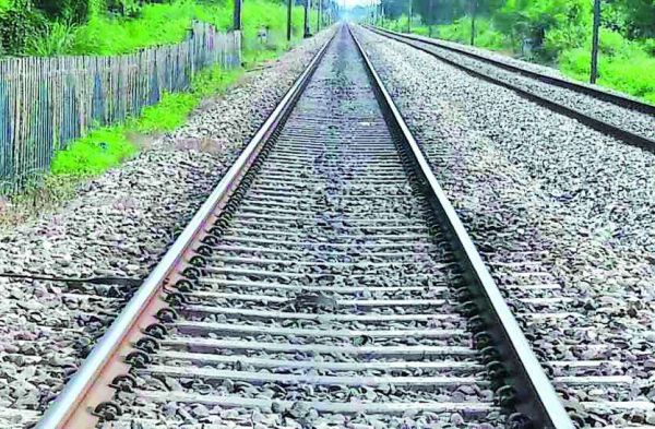  पटरी पर नहीं दौड़ेगी 2 दिनों तक 10 ट्रेने   