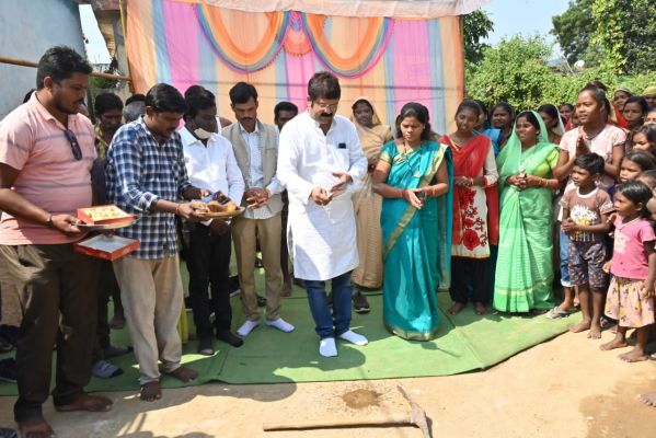  विधायक प्रकाश नायक ने किया नाली निर्माण का भूमिपूजन