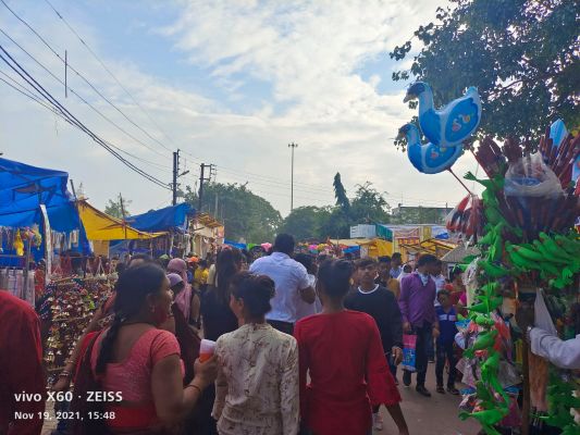  मेले के उत्साह में लुप्त हुआ कोरोना का भय