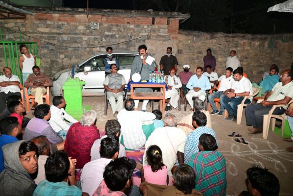 महानदी किनारें बसें गाँव का विधायक प्रकाश नायक ने किया दौरा