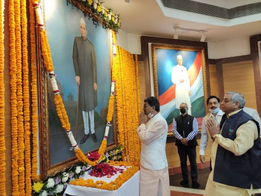 VIDEO :  भारत रत्न डॉ राजेंद्र प्रसाद जयंती पर विधानसभा में नमन