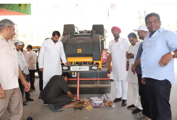  विधायक जुनेजा ने किया सड़क डामरीकरण का भूमिपूजन