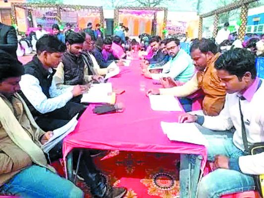 किताबों में दिलचस्पी पैदा करने अनूठा कार्यक्रम