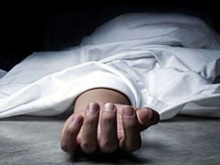  तेलंगाना: गरीबी के चलते छात्रा ने की आत्महत्या 