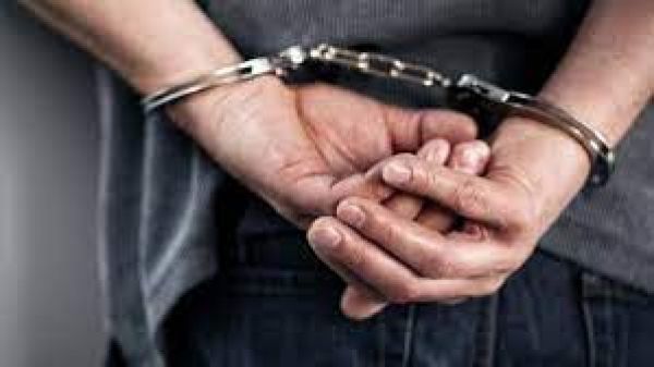 गाजियाबाद :  एक मुठभेड़ के बाद एक वांछित लुटेरा गिरफ्तार