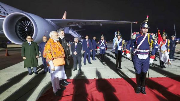 प्रधानमंत्री नरेंद्र मोदी का अर्जेंटीना दौरा