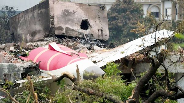 संसद की लोक लेखा समिति कल एयर इंडिया AL-171 दुर्घटना पर चर्चा करेगी