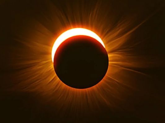  19 नवंबर को लगेगा चंद्र ग्रहण