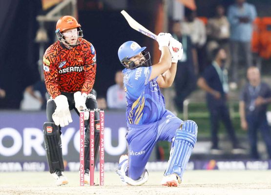 IPL 2025 : मुंबई ने हैदराबाद पर 7 विकेट से शानदार जीत दर्ज की