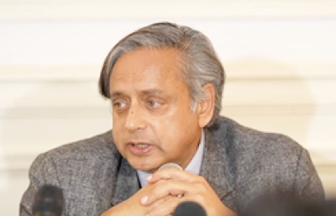 अमेरिका में बोले शशि थरूर- "पहलगाम जैसे आतंकी हमलों की कीमत चुकानी पड़ेगी"