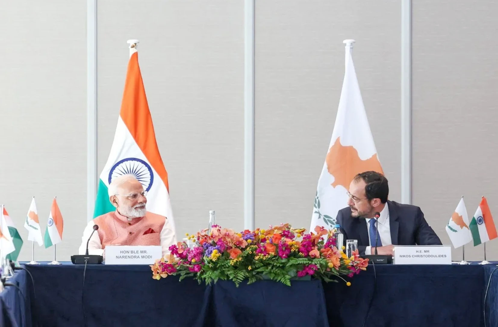 PM मोदी ने रणनीतिक संबंधों को बढ़ावा देने साइप्रस में बिजनेस राउंडटेबल इवेंट में भाग लिया