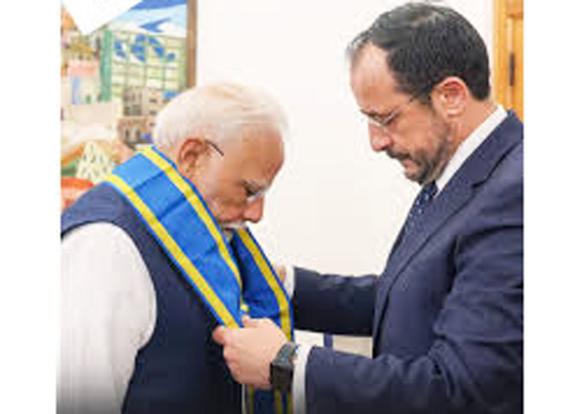 प्रधानमंत्री मोदी को साइप्रस का सर्वोच्च सम्मान मिला