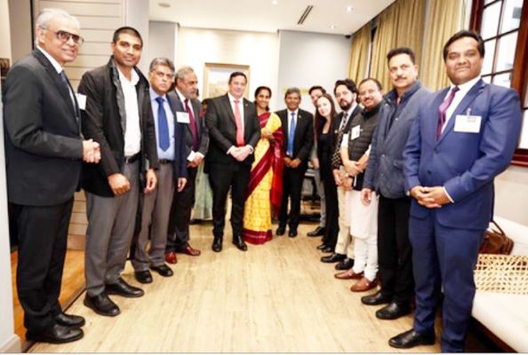 सुप्रिया सुले के नेतृत्व में प्रतिनिधिमंडल दक्षिण अफ्रीका पहुंचा