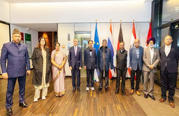 रविशंकर प्रसाद के नेतृत्व में भारतीय प्रतिनिधिमंडल पहुंचा जर्मनी